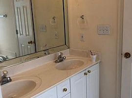 5009 Melrose Way, Hoover, Al 35226 in Hoover, AL (Photo 4 of 6)