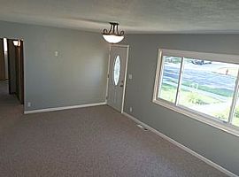 6931 W Sheridan Ave, Milwaukee, Wi 53218 in Milwaukee, WI (Photo 3 of 6)