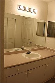 For Rent  in Orlando, FL (Photo 2 of 7)