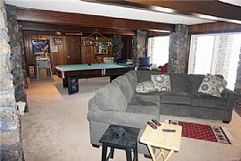 Charming 3 Bedroom Forest Home in Rolla, MO (Photo 4 of 12)