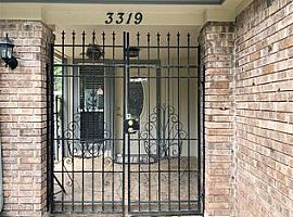 Beautifully Remodeled Patio Home. in Kingwood, TX