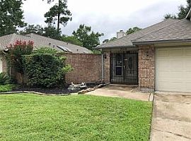 Beautifully Remodeled Patio Home. in Kingwood, TX (Photo 2 of 7)