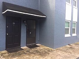 Stunning 3 Bedroom/2 Bathroom in Orlando, FL (Photo 4 of 6)