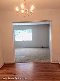 Adorable 3 Bed and 2 Bath in Orlando, FL (Photo 11 of 12)