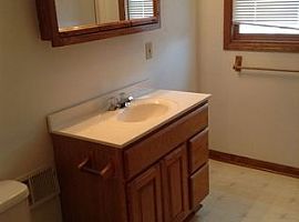 3728 S 88th St, Milwaukee, Wi 53228 in Milwaukee, WI (Photo 4 of 12)