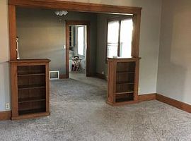 1304 Augusta St, Racine, Wi 53402 in Racine, WI (Photo 2 of 8)