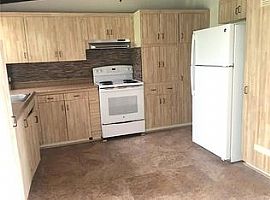 3 Beds 1.5 Baths in Kaneohe, HI (Photo 4 of 8)