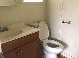 3 Beds 1.5 Baths in Kaneohe, HI (Photo 6 of 8)