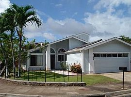 3 Beds 2 Baths in Waipahu, HI (Photo 4 of 4)