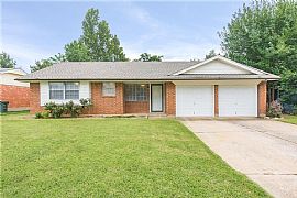 Great Starter Home, in The Heart of Edmond. 3 Bedrooms, 1 Full  in Edmond, OK