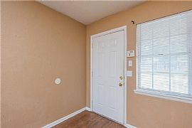 Great Starter Home, in The Heart of Edmond. 3 Bedrooms, 1 Full  in Edmond, OK (Photo 2 of 5)