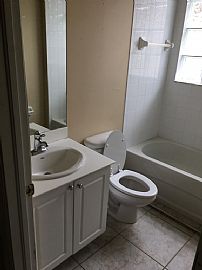 Charming 3 Bedrooms in Fort Myers, FL (Photo 3 of 3)