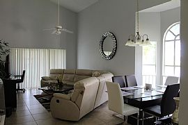 Amazing 3 Bathroom Home in West Palm Beach, FL (Photo 9 of 10)