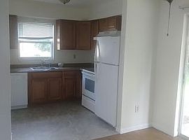 12283 103rd St, Largo, Fl 33773 3 Beds 1.5 Baths in Largo, FL (Photo 3 of 6)