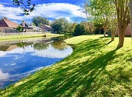 Immaculately Maintained and Tastefully Remodeled Home  in Jacksonville, FL (Photo 8 of 10)