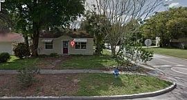 Charming 2 Bed Room Home in Orlando, FL (Photo 4 of 6)