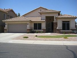 880 N April Dr, Rent Is $650 and Deposit Is $650 in Chandler, AZ
