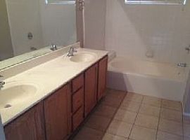 1406 N Hillsborough Dr, Gilbert, Az 85234 in Gilbert, AZ (Photo 4 of 4)