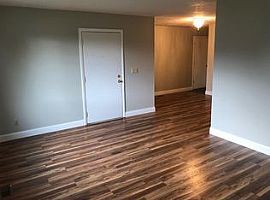 Come and Experience This Newly Renovated and Maintenance Free P in Beavercreek, OH (Photo 5 of 10)