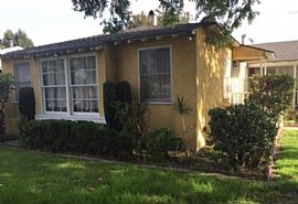 4405 Spacious Duplex Described As a 3 Bedroom, 2 Bath, Family. in Lakewood, CA