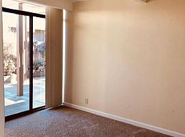 Recently Updated 4 Bedroom, 2 Bath Single Level  in San Mateo, CA (Photo 2 of 12)