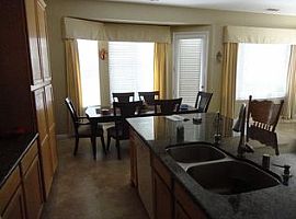 Lovely Single Story Residence with Lots of Extras in Murrieta, CA (Photo 10 of 12)