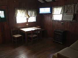 Furnished, All Utilities Included 2 Bed in Bull Shoals, AR (Photo 6 of 11)