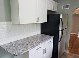 3 Bedroom Home in Kansas City, KS (Photo 5 of 8)