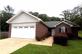 957 Boulder Ct in Auburn, AL