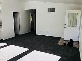 1661 E Maradee Cir in Wasilla, AK (Photo 4 of 12)