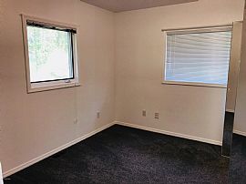 1661 E Maradee Cir in Wasilla, AK (Photo 7 of 12)