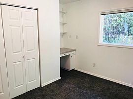 1661 E Maradee Cir in Wasilla, AK (Photo 9 of 12)