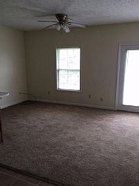 2 Beds 1.5 Baths -- Sqft in Frankfort, KY (Photo 10 of 12)