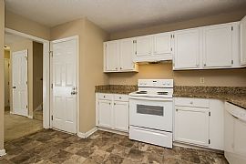 Pay and Move in 3 Bed Home in Marietta, GA (Photo 4 of 5)