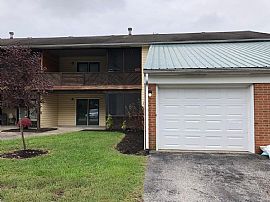 2 Beds 2 Baths 1,200 Sqft in Frankfort, KY (Photo 2 of 5)