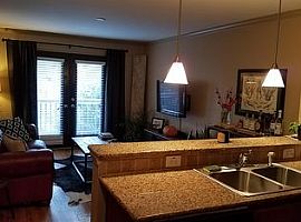 Buckhead Square Condo in Atlanta, GA (Photo 3 of 8)