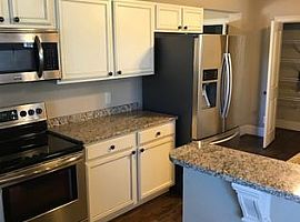 103 Ackley Rd, Greenville, Sc 29607 3 Beds 2 Baths 1,152 Sqft in Greenville, SC (Photo 3 of 10)