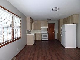 3 Bedroom Home in Wichita, KS (Photo 5 of 9)