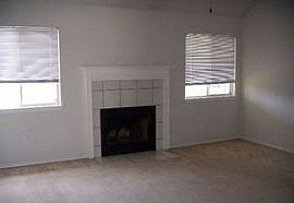 4 Bedroom Home in Killeen, TX (Photo 2 of 7)