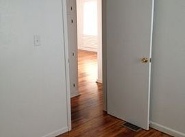  706 Fletcher Ln, Beech Grove, in 46107 2 Beds 1 Bath 1,440 Sqf in Beech Grove, IN (Photo 5 of 7)