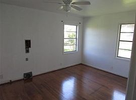 8739 Candy St, Houston, T in Houston, TX (Photo 5 of 10)