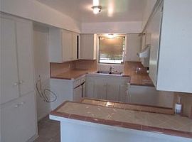 8739 Candy St, Houston, T in Houston, TX (Photo 6 of 10)