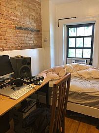 Charming 2 Bedroom Home in Brooklyn, NY (Photo 3 of 6)