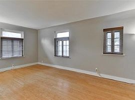 Loop Living at It'S Best in Saint Louis, MO (Photo 5 of 5)