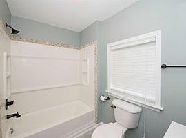 309 E 6th St, Lexington, Ky 40508 3 Beds 2 Baths 1,210 Sqft  in Lexington, KY (Photo 2 of 11)