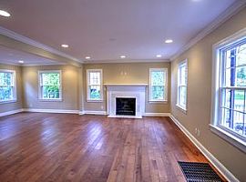 506 Morningside Dr, Louisville, Ky 40206 3 Beds 2 Baths 1,563 S in Louisville, KY (Photo 11 of 12)