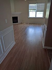 440 Lava Ln, Union City, Ga 30291 5 Beds 2 Baths 2,865 Sqf in Union City, GA (Photo 8 of 9)