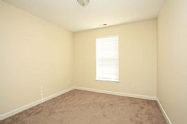 1012 Alston Hill Dr, Charlotte, Nc 28214 3 Beds 2.5 Baths 1,549 in Charlotte, NC (Photo 6 of 7)