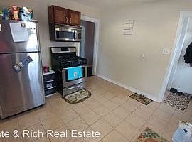3 Beds 1 Baths in Racine, WI (Photo 12 of 12)