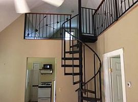 2 Beds 1 Baths in Madison, CT (Photo 10 of 12)